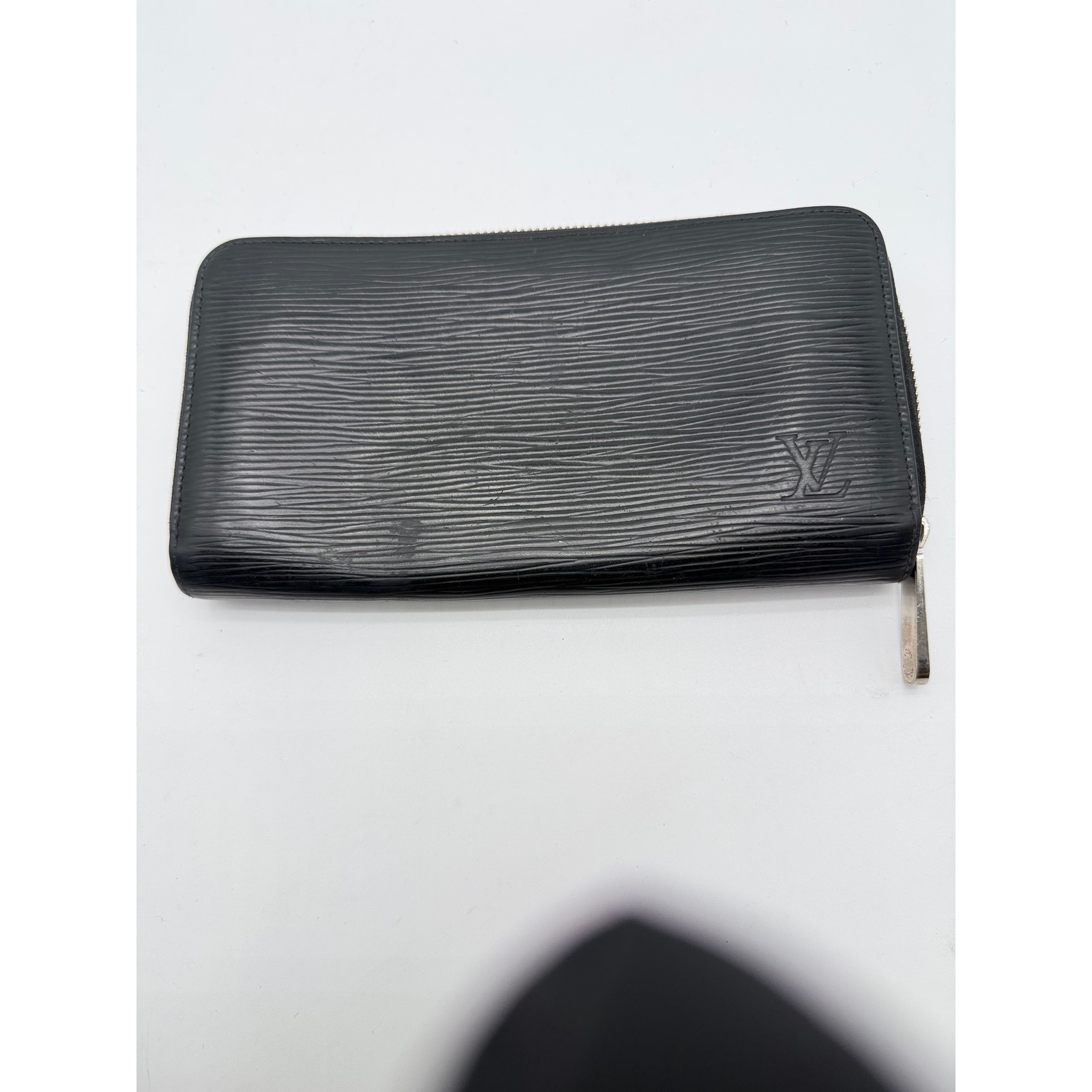 Louis Vuitton Zippy Wallet Black Epi Leather Long Zip Around Purse